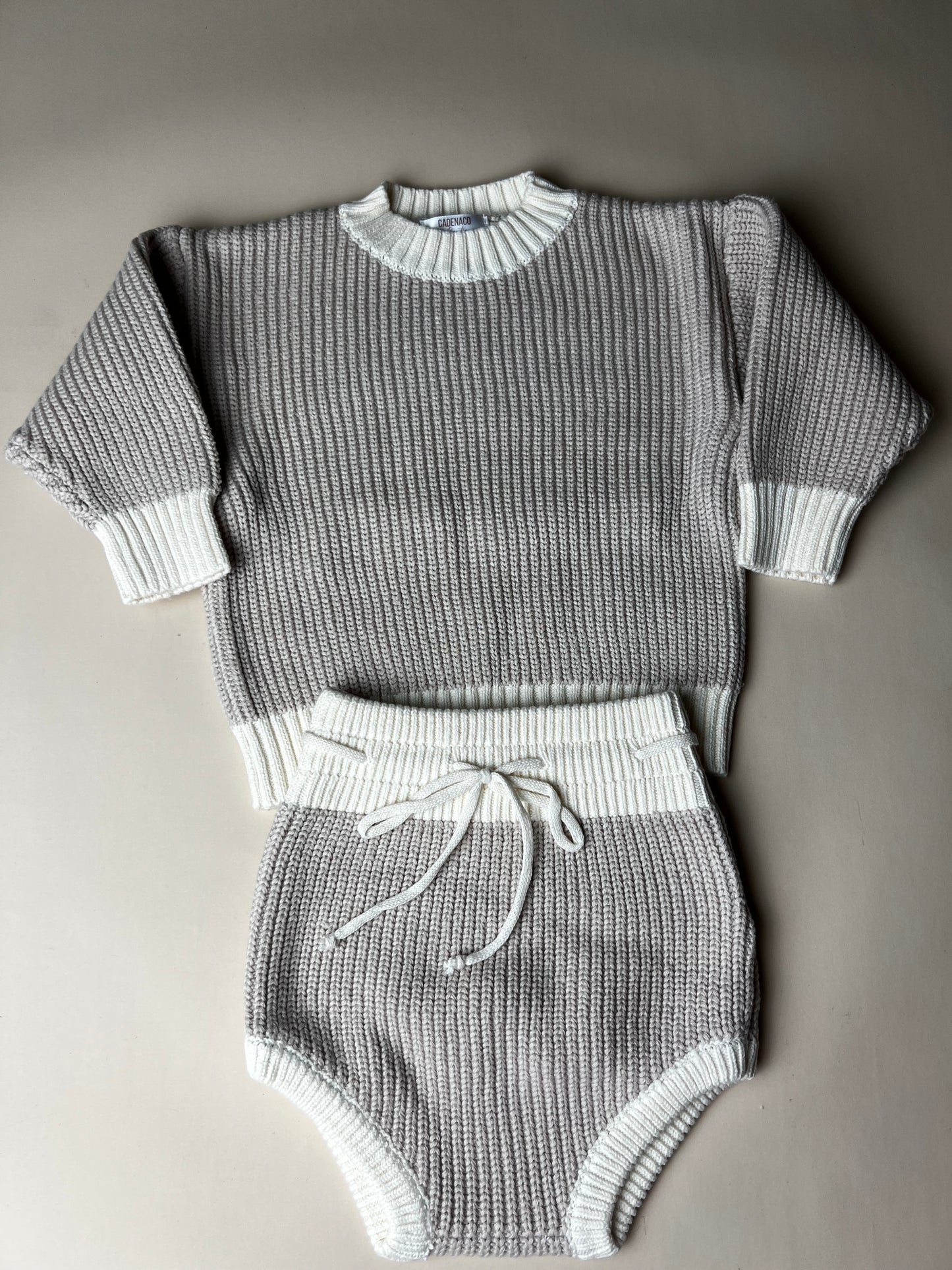 Knitted bloomer set