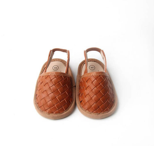 LEATHER MOCCASINS