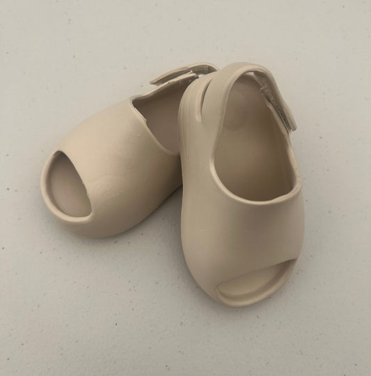 Cloud sandles