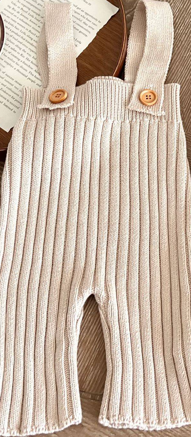 Knitted beige overalls